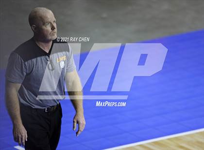 Thumbnail 1 in Lamar vs. Platte Valley (CHSAA 3A Final Four) photogallery.
