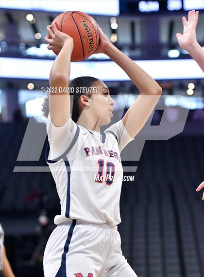 Thumbnail 1 in Sage Hill vs. San Joaquin Memorial (CIF State D2 Final) photogallery.