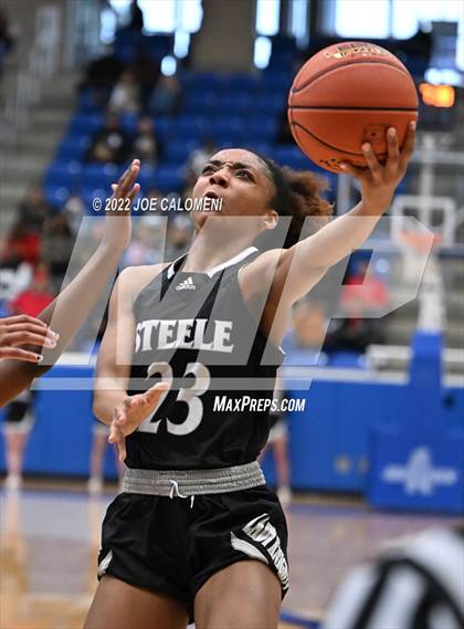 Thumbnail 1 in Clark vs Steele (UIL 6A Region 4 Final) photogallery.