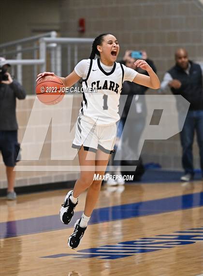Thumbnail 1 in Clark vs Steele (UIL 6A Region 4 Final) photogallery.