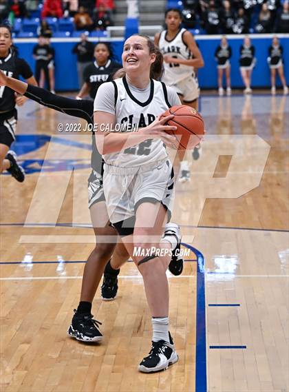 Thumbnail 1 in Clark vs Steele (UIL 6A Region 4 Final) photogallery.