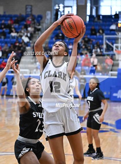 Thumbnail 3 in Clark vs Steele (UIL 6A Region 4 Final) photogallery.