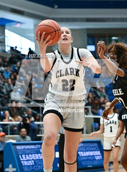 Thumbnail 1 in Clark vs Steele (UIL 6A Region 4 Final) photogallery.