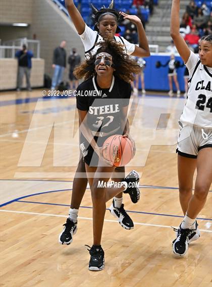 Thumbnail 1 in Clark vs Steele (UIL 6A Region 4 Final) photogallery.