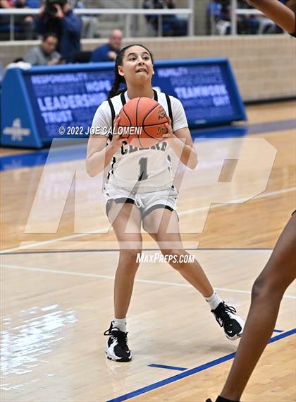 Thumbnail 1 in Clark vs Steele (UIL 6A Region 4 Final) photogallery.