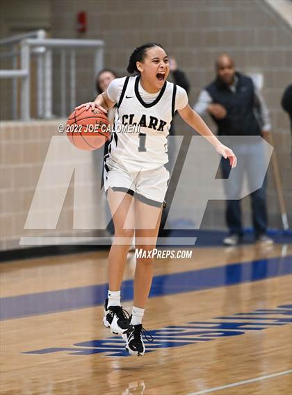 Thumbnail 3 in Clark vs Steele (UIL 6A Region 4 Final) photogallery.