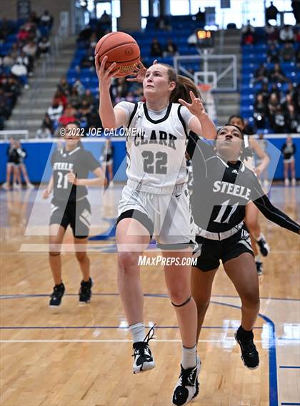 Thumbnail 3 in Clark vs Steele (UIL 6A Region 4 Final) photogallery.