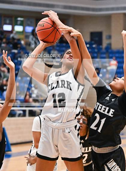 Thumbnail 3 in Clark vs Steele (UIL 6A Region 4 Final) photogallery.