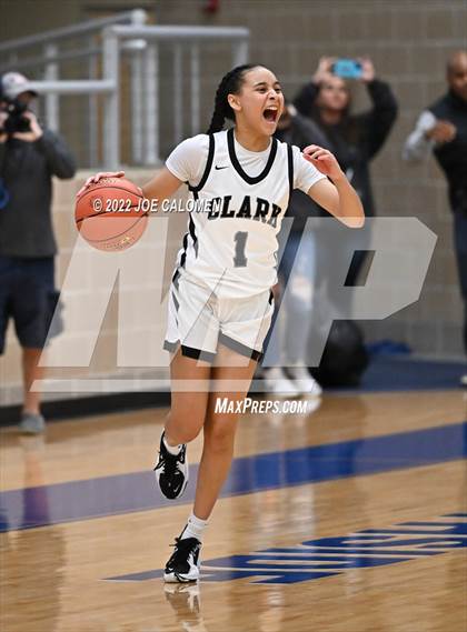 Thumbnail 2 in Clark vs Steele (UIL 6A Region 4 Final) photogallery.