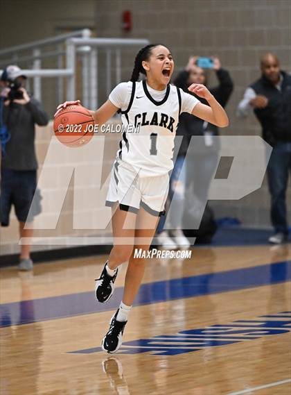 Thumbnail 3 in Clark vs Steele (UIL 6A Region 4 Final) photogallery.