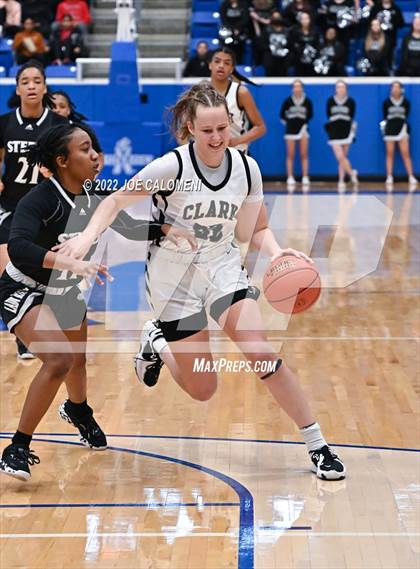 Thumbnail 3 in Clark vs Steele (UIL 6A Region 4 Final) photogallery.