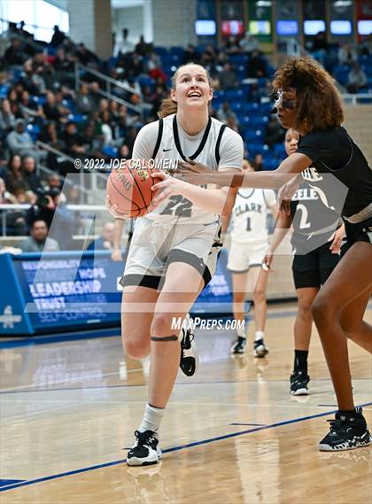 Thumbnail 1 in Clark vs Steele (UIL 6A Region 4 Final) photogallery.