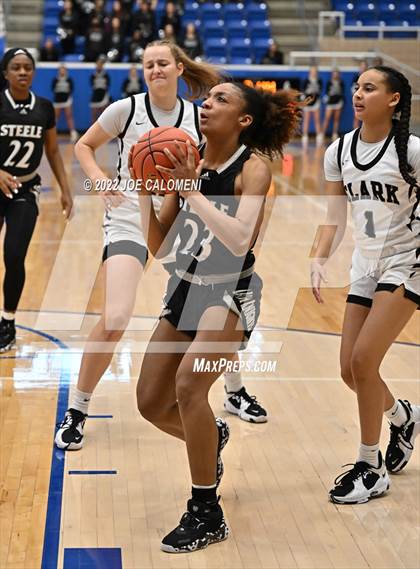 Thumbnail 2 in Clark vs Steele (UIL 6A Region 4 Final) photogallery.