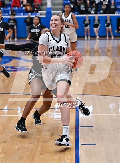 Thumbnail 3 in Clark vs Steele (UIL 6A Region 4 Final) photogallery.