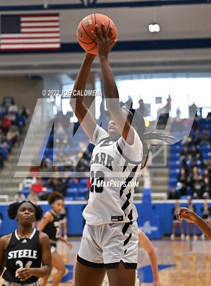 Thumbnail 3 in Clark vs Steele (UIL 6A Region 4 Final) photogallery.