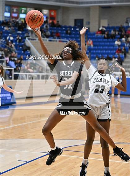 Thumbnail 2 in Clark vs Steele (UIL 6A Region 4 Final) photogallery.