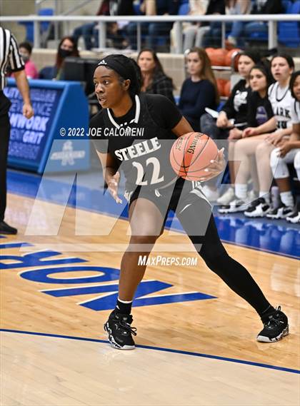 Thumbnail 2 in Clark vs Steele (UIL 6A Region 4 Final) photogallery.