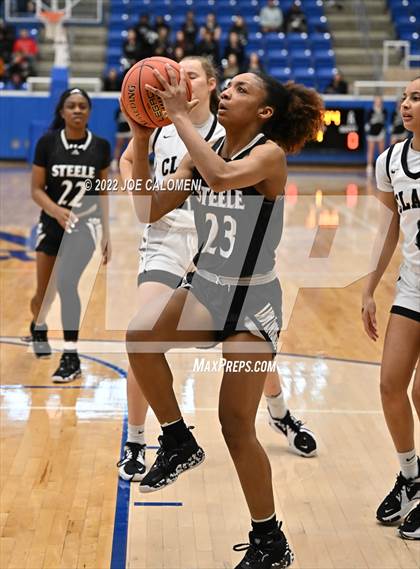 Thumbnail 1 in Clark vs Steele (UIL 6A Region 4 Final) photogallery.