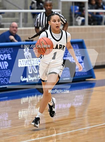 Thumbnail 3 in Clark vs Steele (UIL 6A Region 4 Final) photogallery.