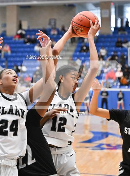 Thumbnail 2 in Clark vs Steele (UIL 6A Region 4 Final) photogallery.