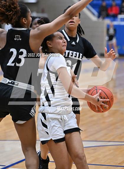 Thumbnail 1 in Clark vs Steele (UIL 6A Region 4 Final) photogallery.
