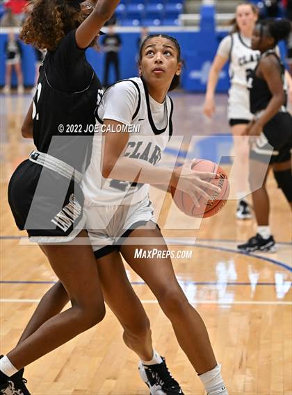 Thumbnail 3 in Clark vs Steele (UIL 6A Region 4 Final) photogallery.