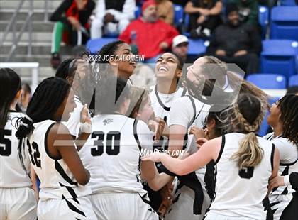 Thumbnail 3 in Clark vs Steele (UIL 6A Region 4 Final) photogallery.