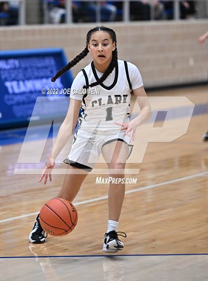 Thumbnail 2 in Clark vs Steele (UIL 6A Region 4 Final) photogallery.