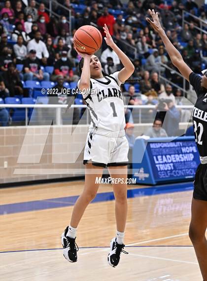 Thumbnail 1 in Clark vs Steele (UIL 6A Region 4 Final) photogallery.