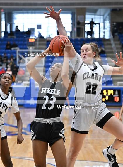Thumbnail 3 in Clark vs Steele (UIL 6A Region 4 Final) photogallery.