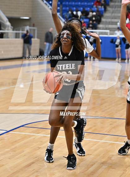 Thumbnail 2 in Clark vs Steele (UIL 6A Region 4 Final) photogallery.