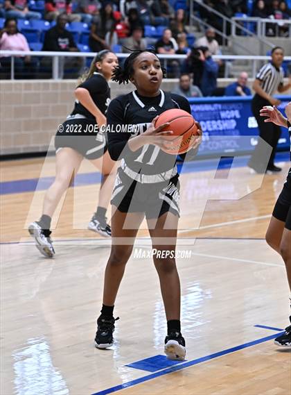 Thumbnail 2 in Clark vs Steele (UIL 6A Region 4 Final) photogallery.