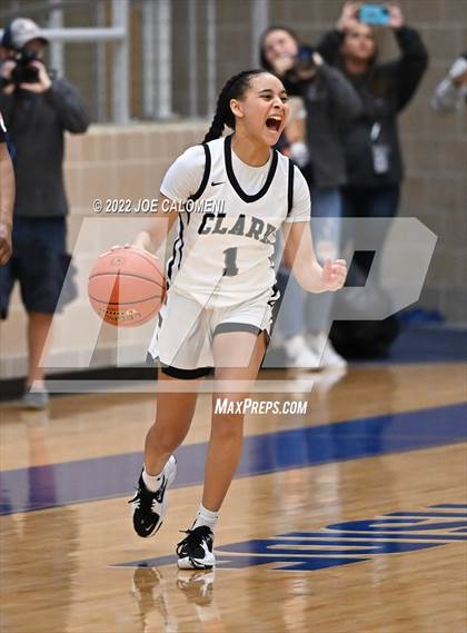 Thumbnail 3 in Clark vs Steele (UIL 6A Region 4 Final) photogallery.