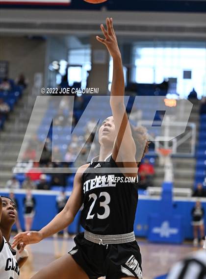 Thumbnail 1 in Clark vs Steele (UIL 6A Region 4 Final) photogallery.