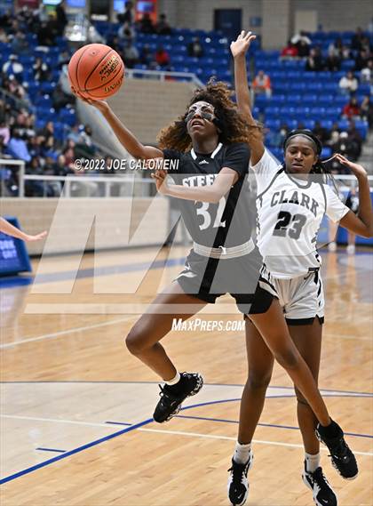 Thumbnail 1 in Clark vs Steele (UIL 6A Region 4 Final) photogallery.
