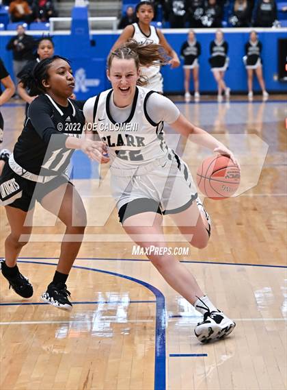 Thumbnail 1 in Clark vs Steele (UIL 6A Region 4 Final) photogallery.