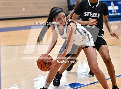 Thumbnail 2 in Clark vs Steele (UIL 6A Region 4 Final) photogallery.