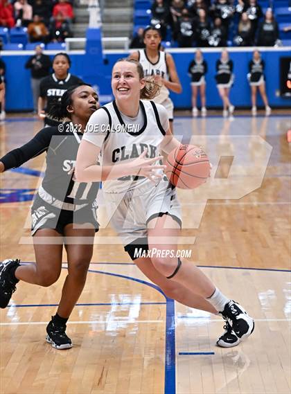 Thumbnail 1 in Clark vs Steele (UIL 6A Region 4 Final) photogallery.