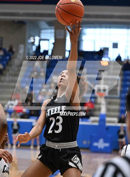 Thumbnail 3 in Clark vs Steele (UIL 6A Region 4 Final) photogallery.