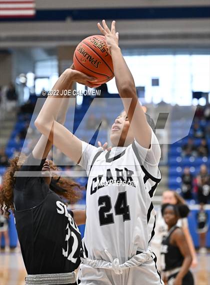 Thumbnail 2 in Clark vs Steele (UIL 6A Region 4 Final) photogallery.
