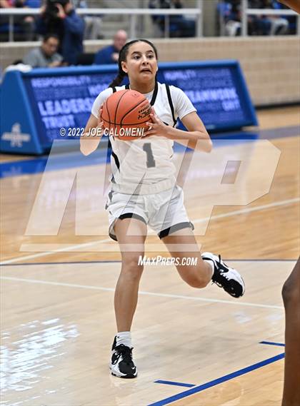 Thumbnail 3 in Clark vs Steele (UIL 6A Region 4 Final) photogallery.