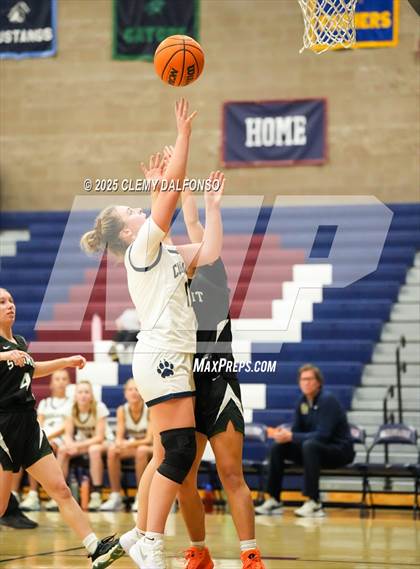 Thumbnail 3 in Summit vs Evergreen (Dakota Ridge Varsity Tournament) photogallery.