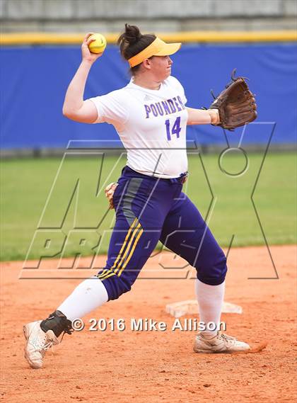 Thumbnail 2 in Chattanooga Central vs East Ridge photogallery.