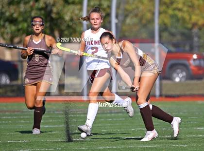 Thumbnail 3 in Stonington @ East Lyme photogallery.