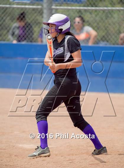 Thumbnail 2 in Palisades vs Chavez photogallery.