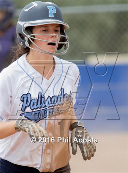 Thumbnail 1 in Palisades vs Chavez photogallery.