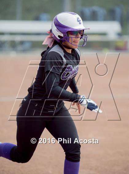 Thumbnail 2 in Palisades vs Chavez photogallery.