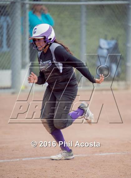 Thumbnail 3 in Palisades vs Chavez photogallery.