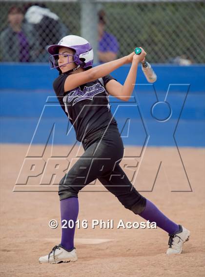 Thumbnail 1 in Palisades vs Chavez photogallery.