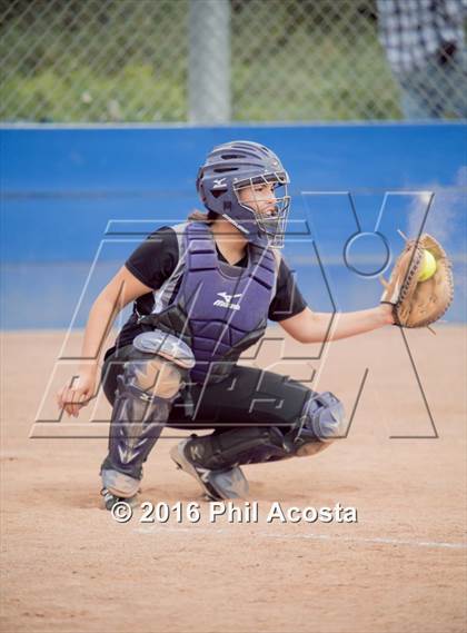 Thumbnail 1 in Palisades vs Chavez photogallery.